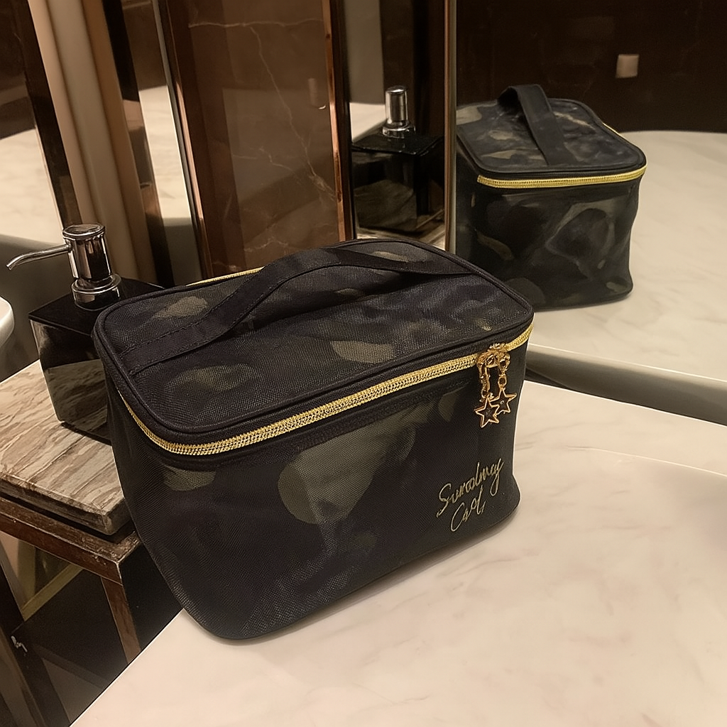 The Glow Mesh Kit Bag + FREE 24 Piece Luxury Brush Set
